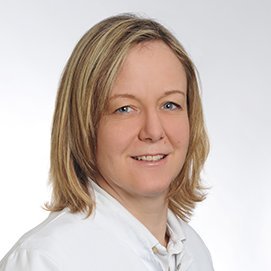 Dr. med. Sylvia Dexl Porträt von Dr. med. Sylvia Dexl, Oberärztin, Fachärztin für Anästhesiologie, Zusatzbezeichnung Intensivmedizin, Notfallmedizin am Sana Klinikum Coburg der Sana Kliniken Oberfranken