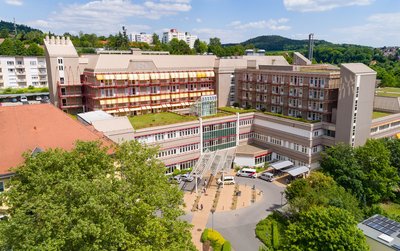 Luftaufnahme vom Klinikum Coburg der Sana Kliniken Oberfranken.