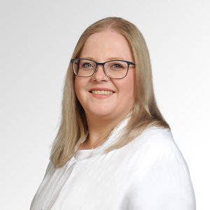 Katja Friedrich Porträt von Katja Friedrich, Oberärztin, Fachärztin für Innere Medizin, Zahnärztin am Sana Klinikum Coburg der Sana Kliniken Oberfranken
