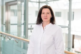 Dr. Christine Stanull ist Chefärztin der Klinik für Gastroenterologie, Hepatologie, Stoffwechsel- und Infektionskrankheiten. (Foto: Anke Dörschlen)