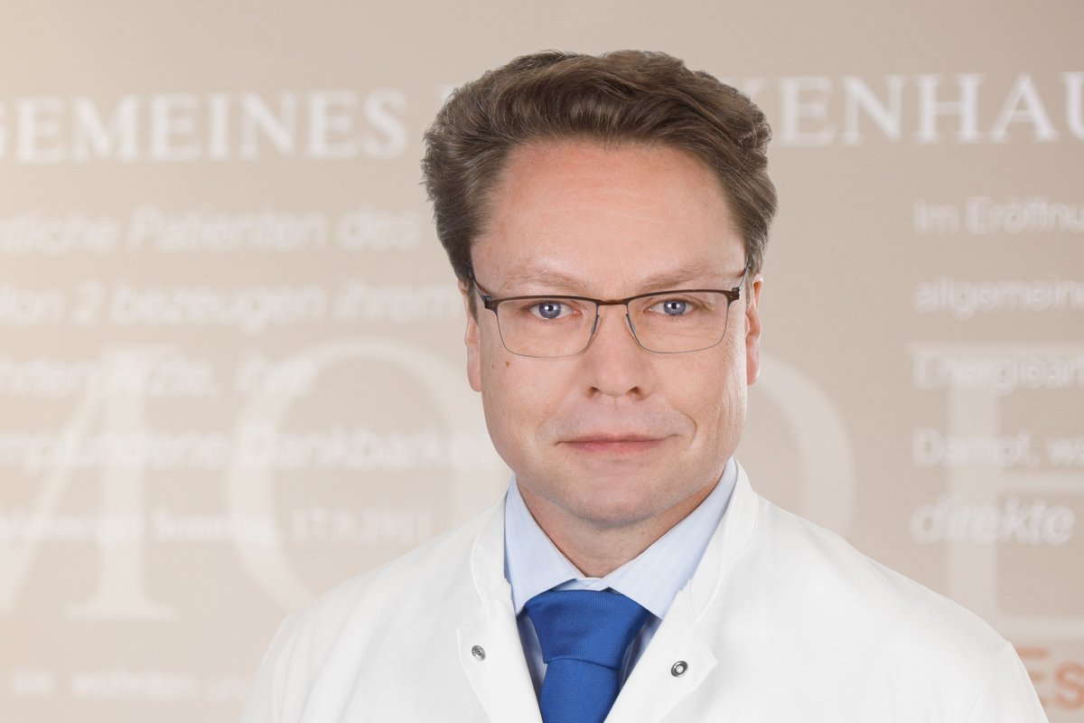 Dr. Felix Renken Wird Neuer Chefarzt Der Klinik Für Orthopädie Und ...