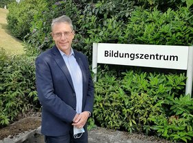 Christian Jonda ist Leiter des Bildungszentrums im Sana-Klinikum Remscheid. (Foto: Sandra Lopez Bravo)