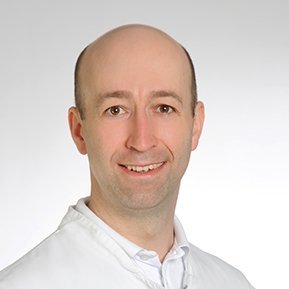 Steffen-Joachim Ziemendorf Porträt von Steffen-Joachim Ziemendorf, Leitender Oberarzt, Facharzt für Innere Medizin, Zusatzbezeichnung Geriatrie am Sana Klinikum Coburg der Sana Kliniken Oberfranken