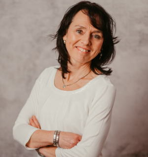 Porträtfoto Janette Grünendahl, Schwerbehindertenvertreter und Leitung Anästhesiepflege der Sana Kliniken Düsseldorf