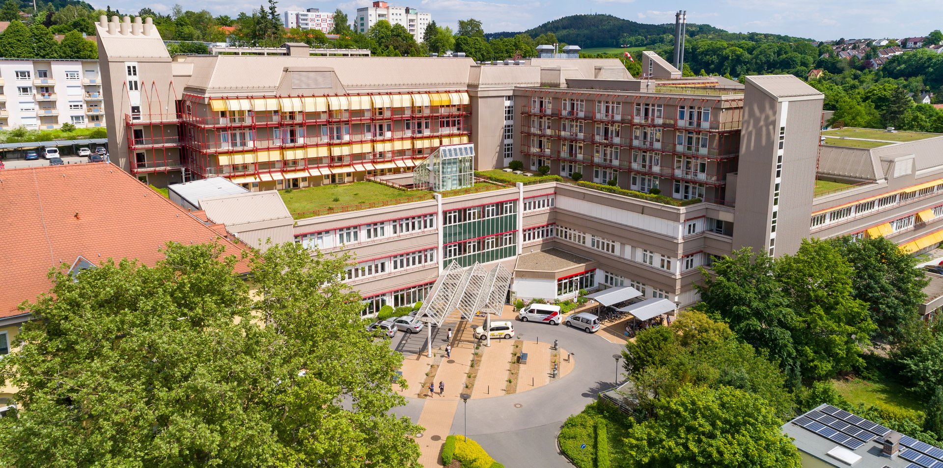 Luftaufnahme vom Klinikum Coburg der Sana Kliniken Oberfranken.