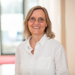 Dr. Almuth Oellermann Fachärztin für Allgemeinmedizin Dr. Almuth Oellermann Fachärztin für Allgemeinmedizin