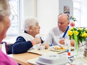<p>Der richtige Umgang mit Betroffenen wird beim Demenztag im Krankenhaus Rummelsberg neben weiteren Themen rund um die Erkrankung behandelt.</p>