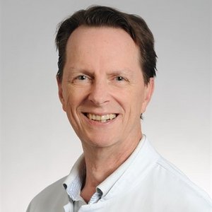 Prof. Dr. med. Johannes Kraft Porträt von Prof. Dr. med. Johannes Kraft, Chefarzt für Geriatrie und Palliativmedizin am Klinikum Coburg der Sana Kliniken Oberfranken.