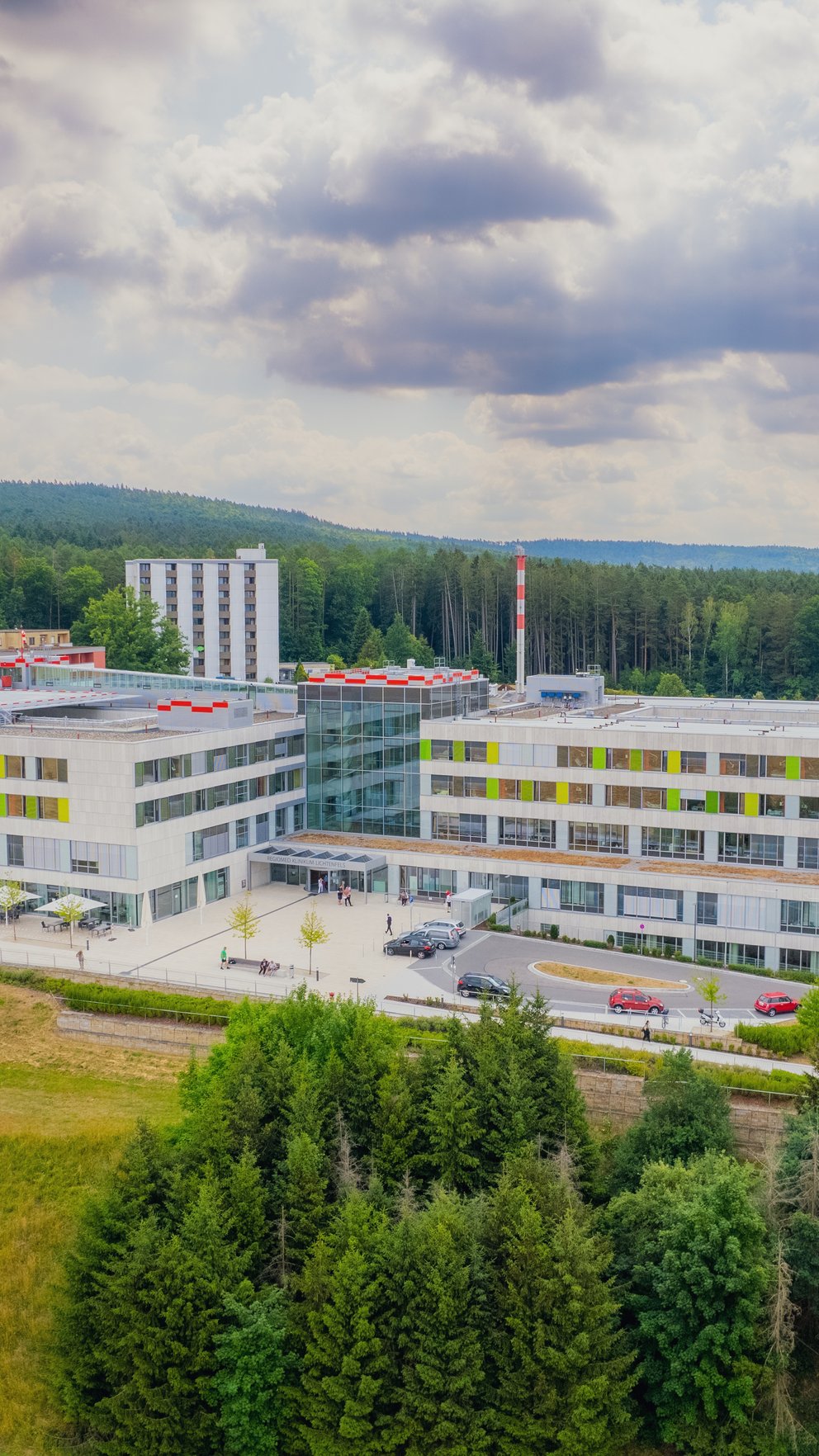 Luftaufnahme-Foto vom Klinikum Lichtenfels der Sana Kliniken Oberfranken.