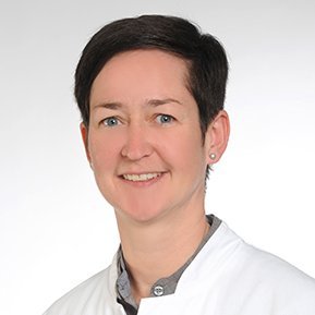 Stefanie Endres Porträt von Stefanie Endres, Oberärztin, Fachärztin für Anästhesiologie am Sana Klinikum Coburg der Sana Kliniken Oberfranken